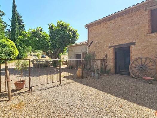Maison à vendre 545 000 € 6 pièces 4 chambres 134 m² 20 000 m² de terrain Villecroze 83690