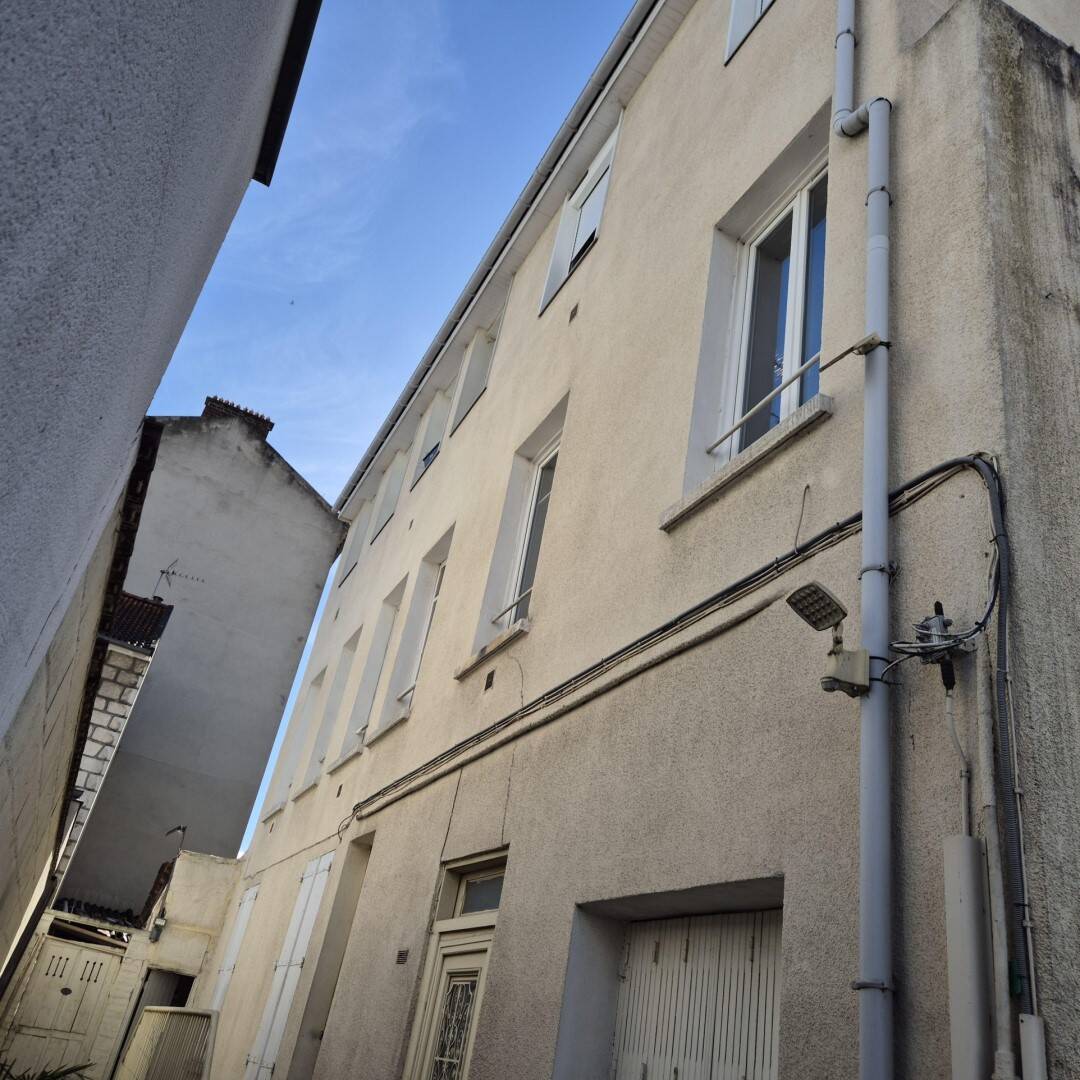 Maison à louer, 15m², SAINT MAUR DES FOSSES