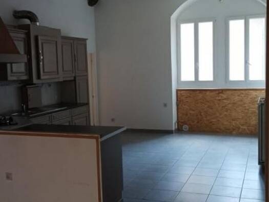 Appartement à louer 1 180 € 4 pièces 3 chambres 92 m² Centre Ville Chambéry 73000