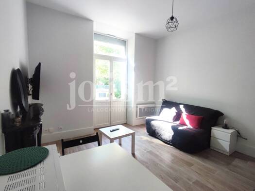 Appartement à louer - Première occupation - logement étudiant 518 € 1 pièce 22,9 m² RDC/2 Grenoble 38000