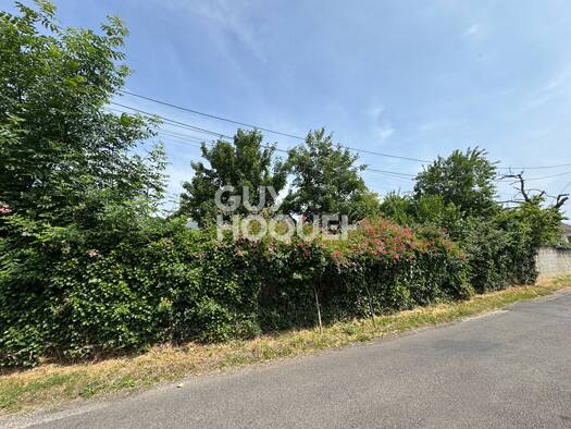 Terrain constructible à vendre 26 000 € 525 m² de terrain Breteuil 27160