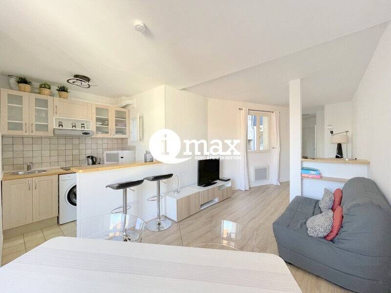 Maison à louer, 41m², PARIS 18E