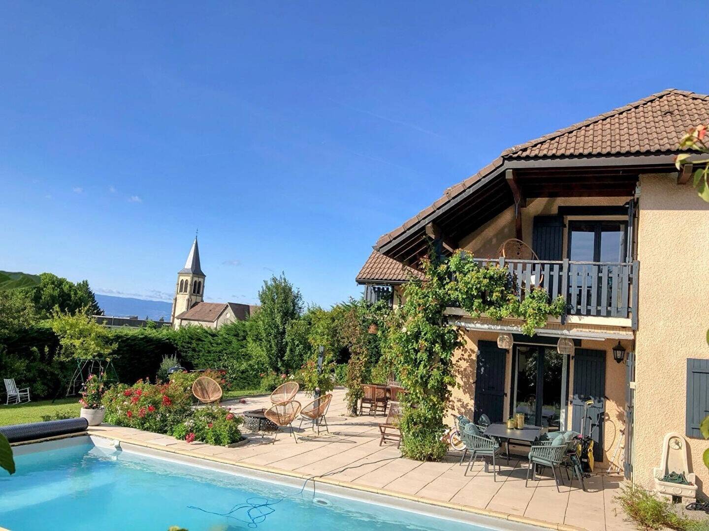 Maison à vendre, 260m², SAINT CERGUES