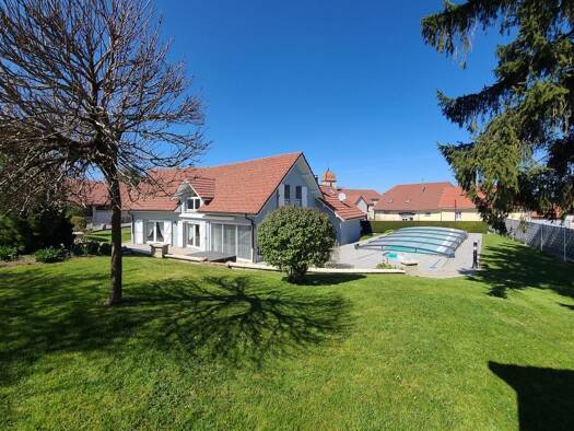Maison à vendre 445 000 € 6 pièces 5 chambres 173 m² 10 750 m² de terrain Pont-de-Roide-Vermondans 25150