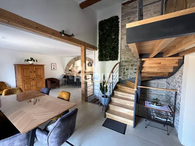 Maison à vendre 445 000 € 5 pièces 4 chambres 165 m² 202 m² de terrain Clarensac 30870