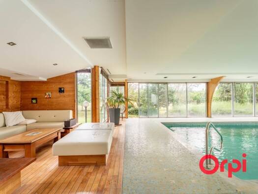 Maison à vendre 720 000 € 7 pièces 4 chambres 224 m² 2 835 m² de terrain Bully 69210