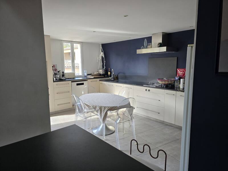 Maison à vendre, 216m², MORIERES LES AVIGNON