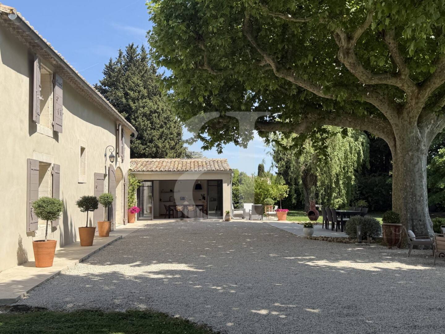 Maison à vendre, 222m², EYGALIERES