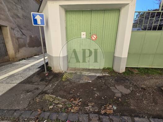 Parking à louer 250 € 35 m² Centre Ville Pézenas 34120