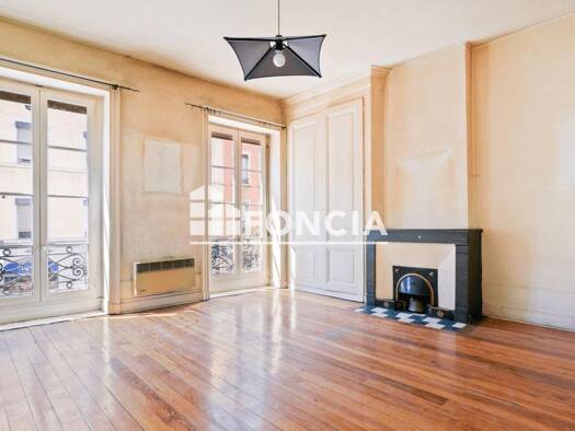 Appartement à vendre 185 000 € 2 pièces 1 chambre 49 m² Étage 1/3 Monplaisir Lyon 8ème arrondissement 69008
