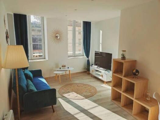 Appartement à louer 650 € 3 pièces 2 chambres 55 m² Étage 2/4 Vienne 38200
