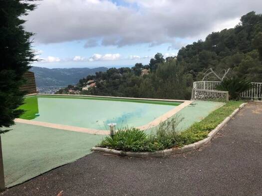 Villa à louer 3 650 € 5 pièces 4 chambres 125 m² Cantaron 06340