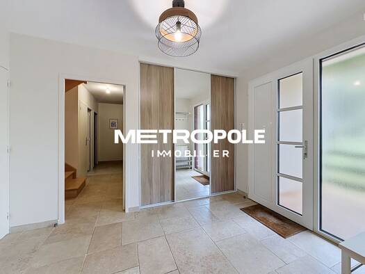 Maison à vendre 625 000 € 9 pièces 7 chambres 321 m² 2 026 m² de terrain Vindry-sur-Turdine 69490