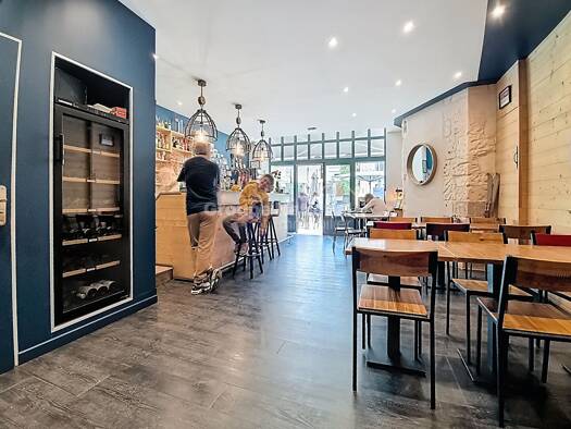 Restaurant à vendre Fonds de commerce 235 000 € 69 m² d'espace de restauration Centre Ville Mâcon 71000