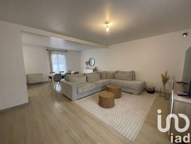 Maison à vendre 364 900 € 6 pièces 4 chambres 140 m² 310 m² de terrain Centre Est Vert-Saint-Denis 77240