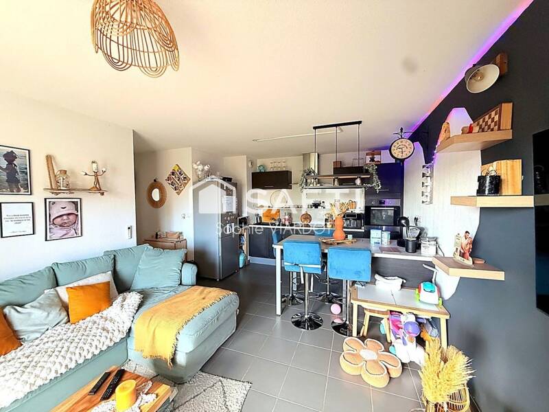 Maison à vendre, 58m², CUERS