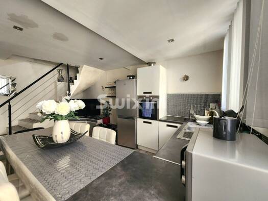 Duplex à vendre 209 000 € 6 pièces 5 chambres 80 m² Centre Les Arcs 83460
