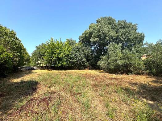 Terrain à vendre 158 000 € 1 379 m² de terrain Urbain Nord Bagnols-sur-Cèze 30200