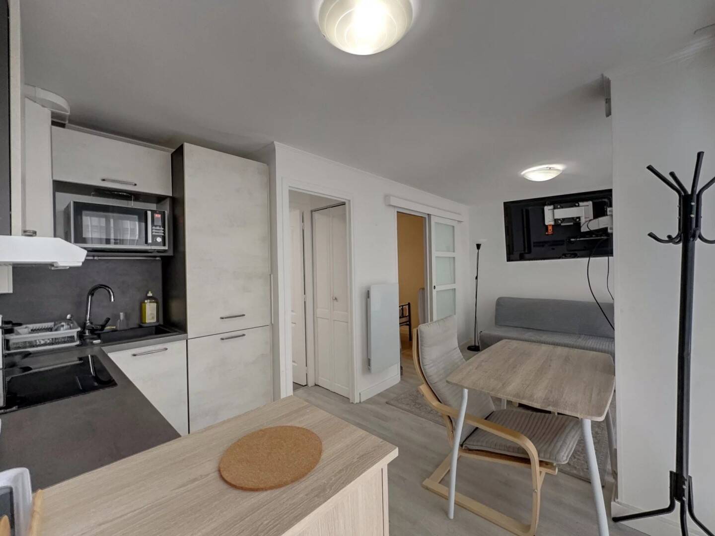 Maison à louer, 27m², ANTIBES