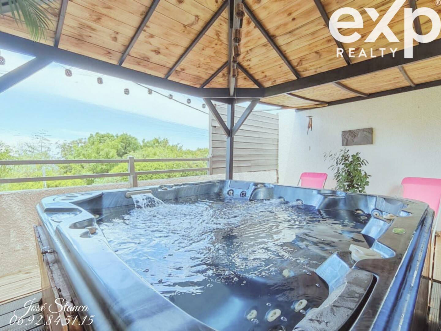 Maison à vendre, 350m², SAINT PIERRE