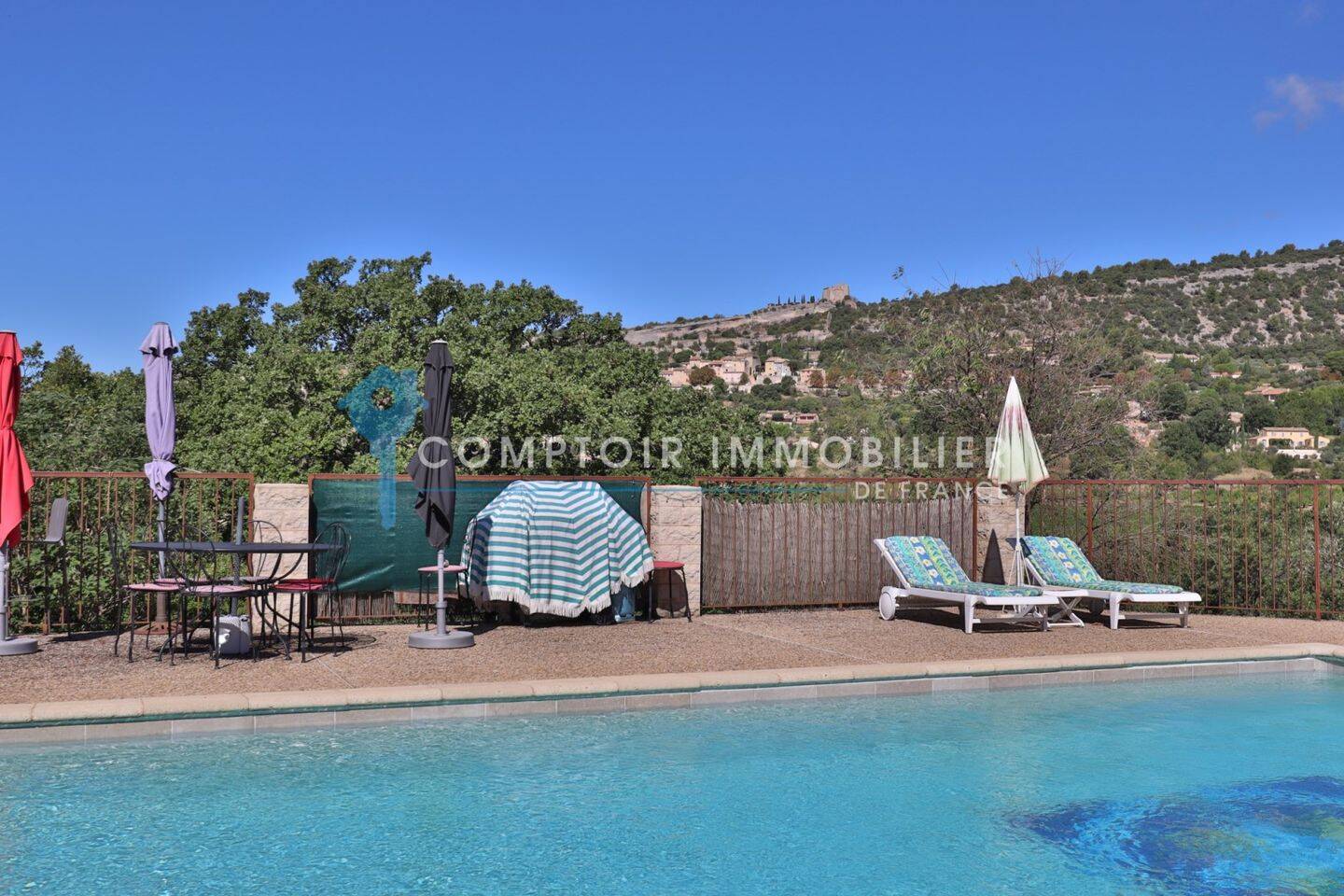 Maison à vendre, 170m², SAINT SATURNIN LES APT