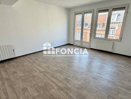 Appartement à vendre 159 000 € 3 pièces 2 chambres 77,7 m² Étage 3/3 Lens 62300