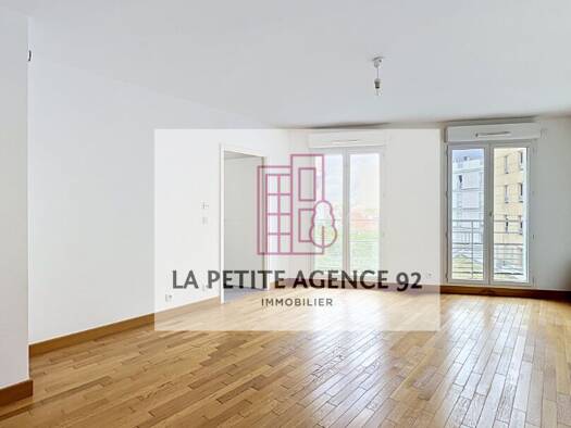 Appartement à vendre 390 000 € 3 pièces 2 chambres 61,72 m² Étage 3/4 Béranger-Savoie Châtillon 92320