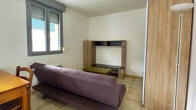 Appartement à louer 400 € 1 pièce 21 m² 1er étage disponible à partir du 21/06/2025 Albertville 73200