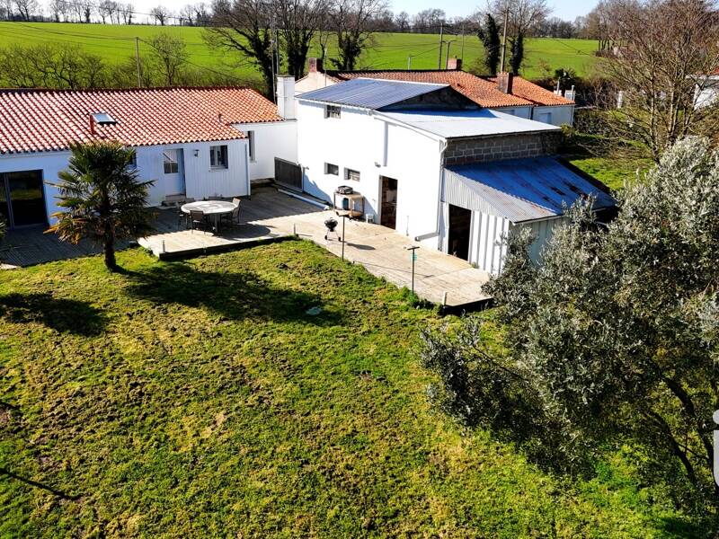 Maison à vendre, 122m², GROSBREUIL