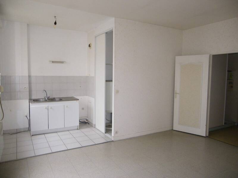 Maison à louer, 34m², SAINT MAUR DES FOSSES