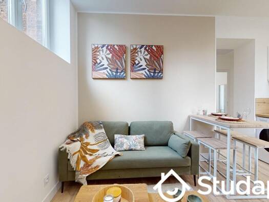 Colocation à louer - logement étudiant 570 € 1 pièce 1 chambre 10 m² 1er étage Wazemmes Lille 59000