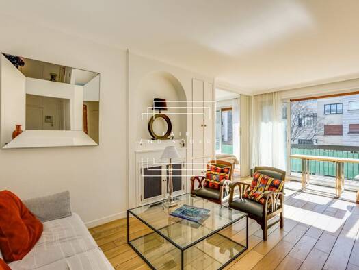 Appartement à vendre 580 000 € 2 pièces 1 chambre 51 m² Étage 3/4 La Plaine des Sablons Neuilly-sur-Seine 92200