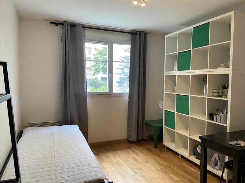 Maison à louer, 17m², COURBEVOIE