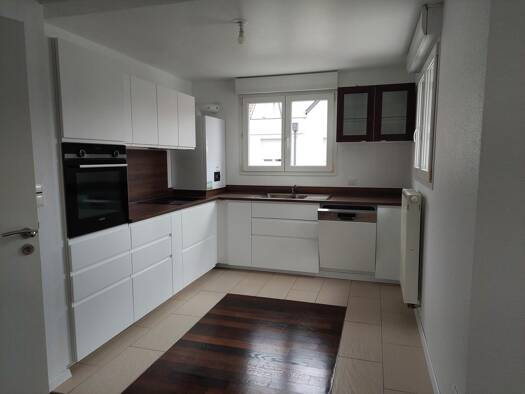 Appartement à louer 1 180 € 5 pièces 105,7 m² Étage 1/1 Turckheim 68230
