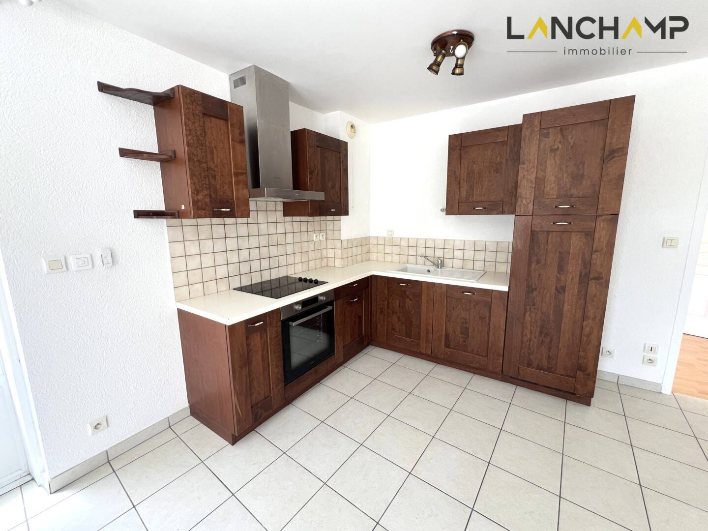 Maison à louer, 33m², CORBONOD