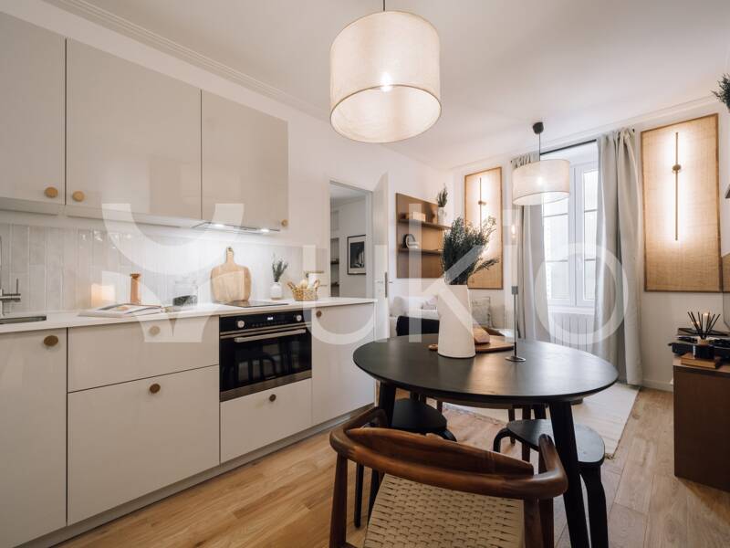 Maison à louer, 34m², PARIS 10E