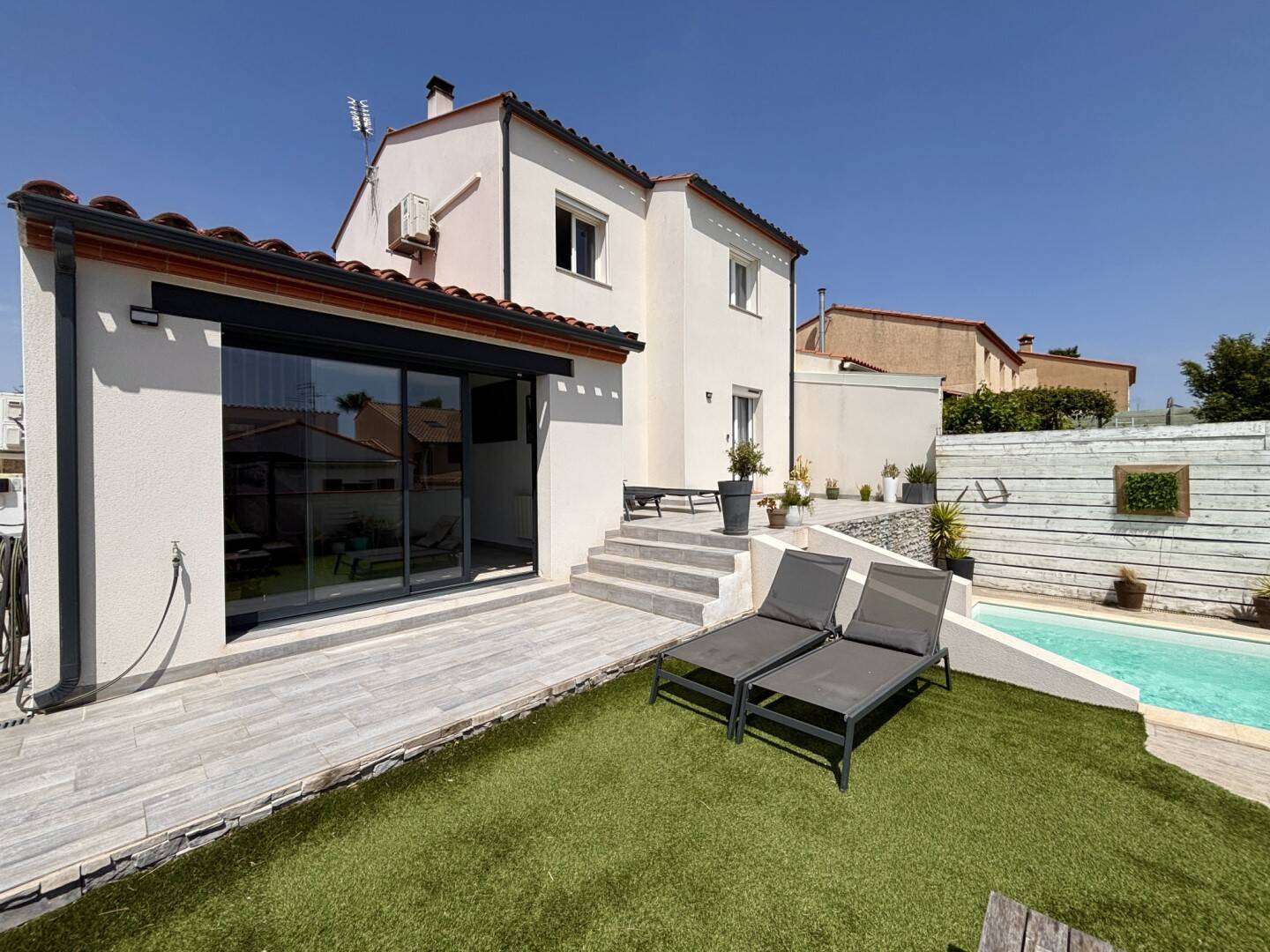 Maison à vendre, 136m², VILLENEUVE DE LA RAHO