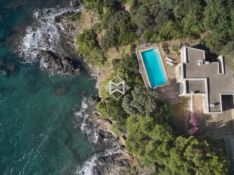 Maison à vendre, 200m², LA CROIX VALMER