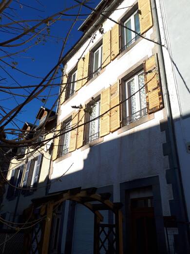 Immeuble à vendre 150 000 € 180 m² La Bourboule 63150