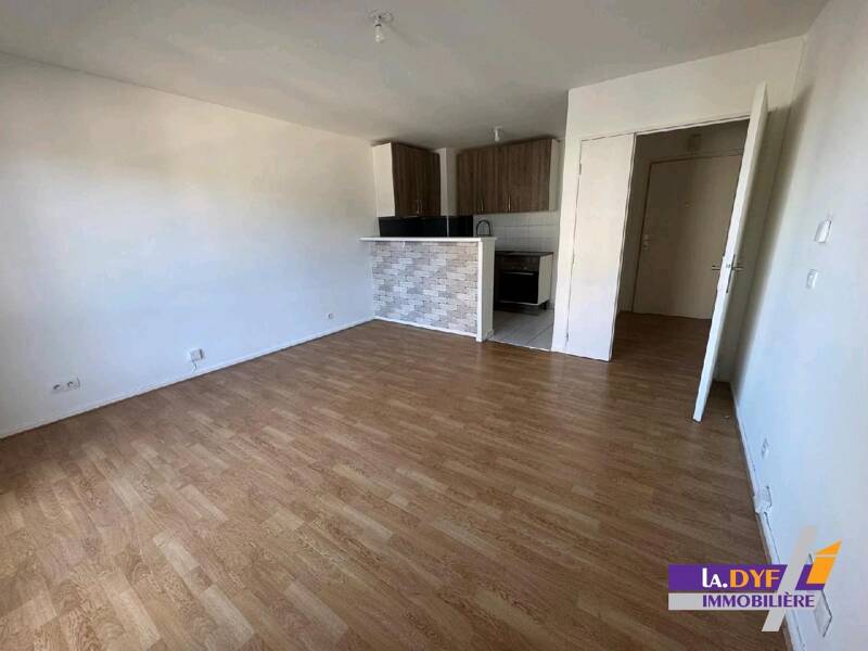 Maison à louer, 56m², VAUJOURS