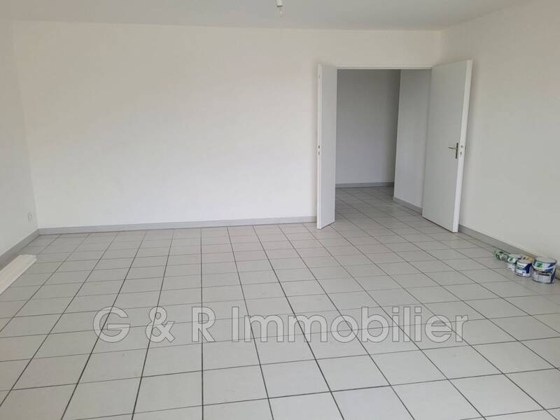 Maison à louer, 78m², MARSEILLE 8E