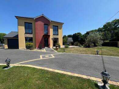 Maison à vendre 367 500 € 6 pièces 4 chambres 142 m² 3 407 m² de terrain La Gacilly 56200