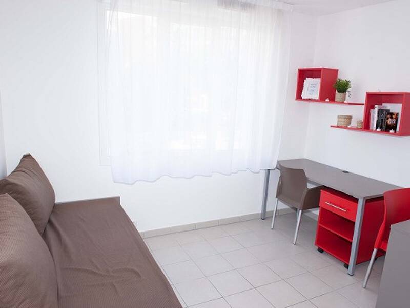 Maison à louer, 18m², MARSEILLE 3E