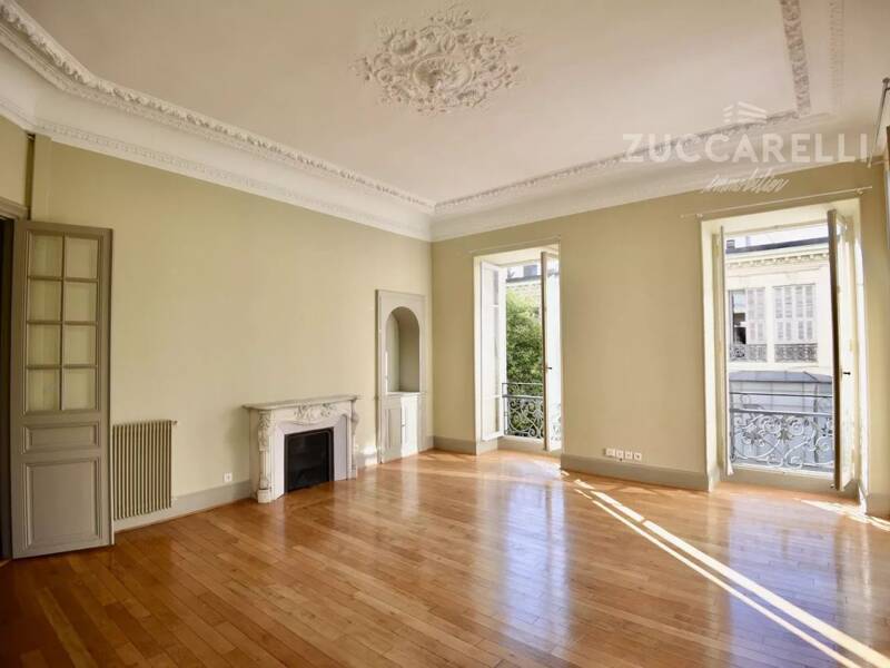 Maison à louer, 158m², NICE