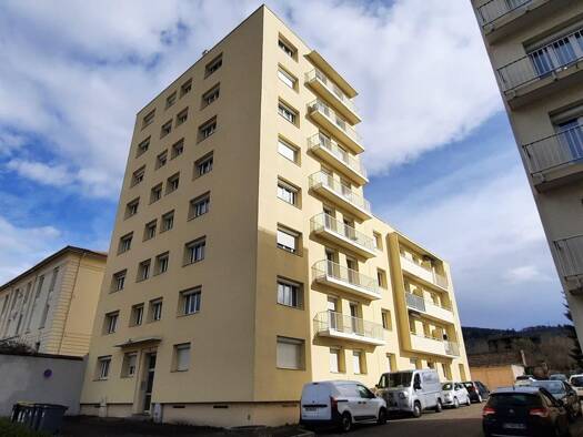 Appartement à vendre 53 000 € 2 pièces 1 chambre 50,3 m² RDC/7 Centre Ville Est Le Chambon-Feugerolles 42500