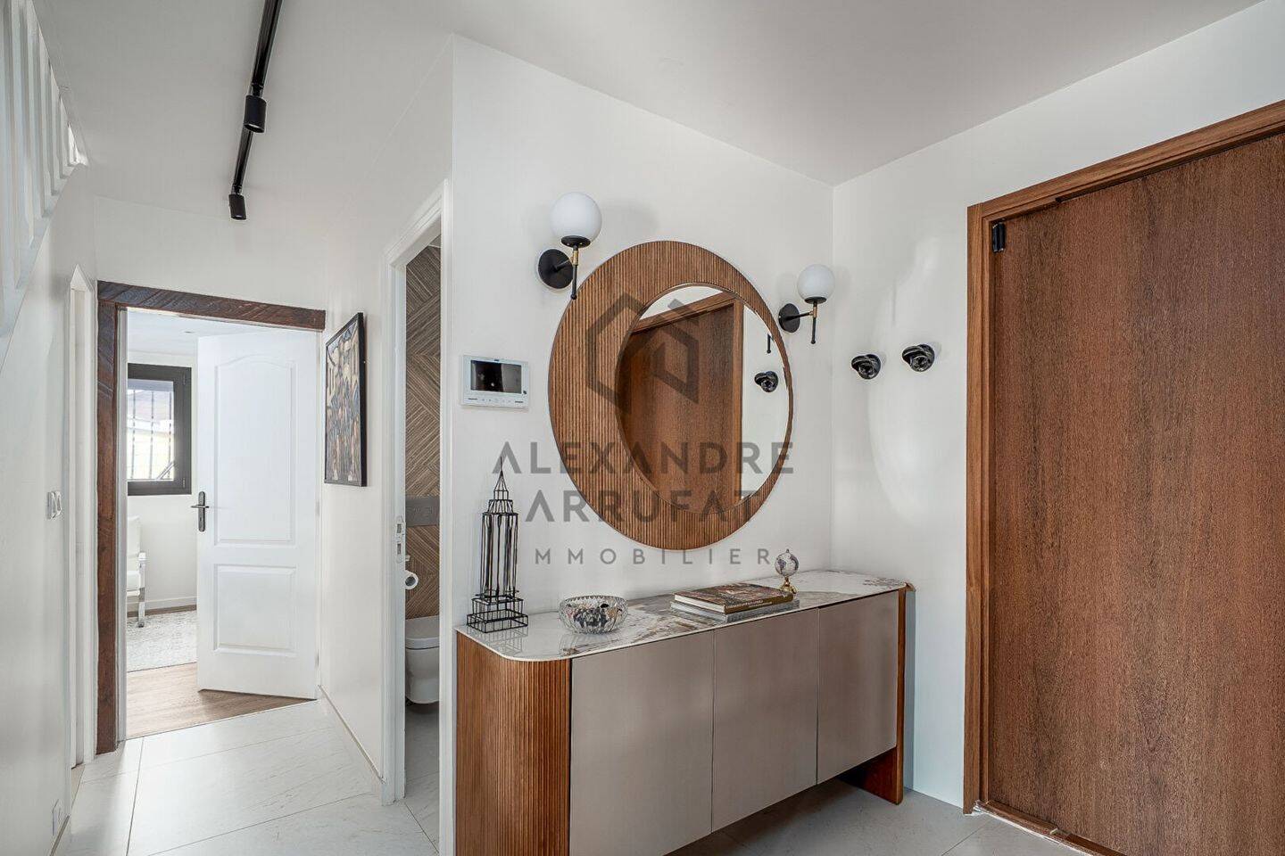 Maison à vendre, 200m², VARENNES JARCY