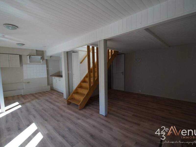 Maison à louer, 50m², SAINT ETIENNE