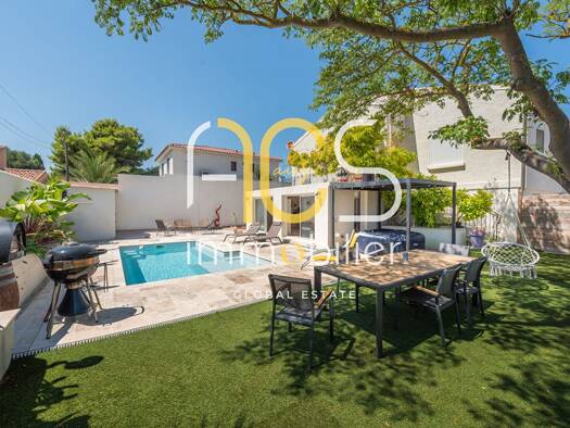 Maison à vendre 699 000 € 5 pièces 4 chambres 170 m² 555 m² de terrain Plaine Nord Châteauneuf-les-Martigues 13220