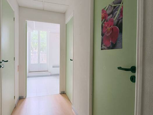 Local commercial à louer 300 € 19 m² de surface de vente Bourg-Charité Narbonne 11100