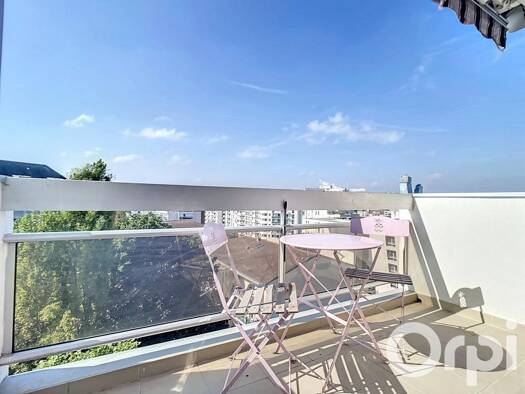 Appartement à louer 2 000 € 3 pièces 2 chambres 76,6 m² Étage 7/7 Archeveche Charenton-le-Pont 94220